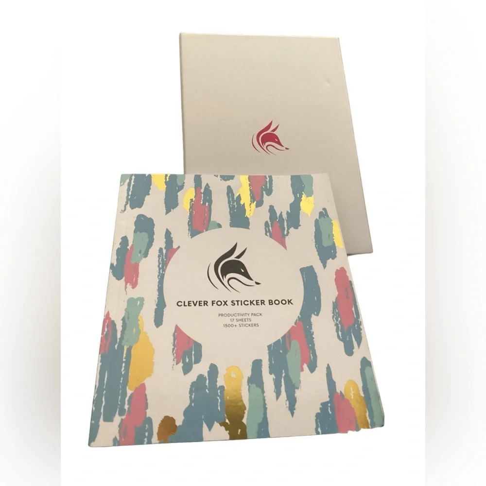 NIB! 2 Piece Set ❣️ Clever Fox Non Dated Planner w/ Sticker Book 1500 Sticker